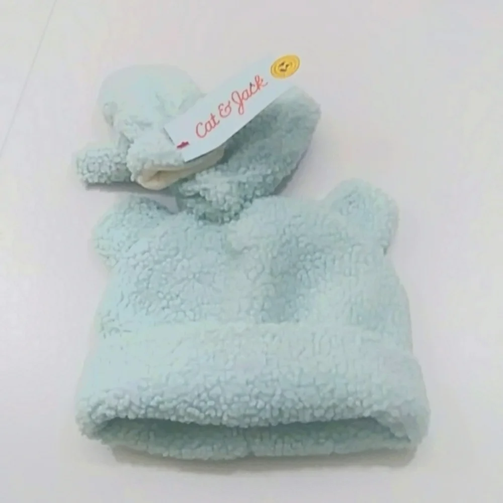 Cat & Jack Toddler Unisex Sherpa Fleece Beanie with Mittens Blue